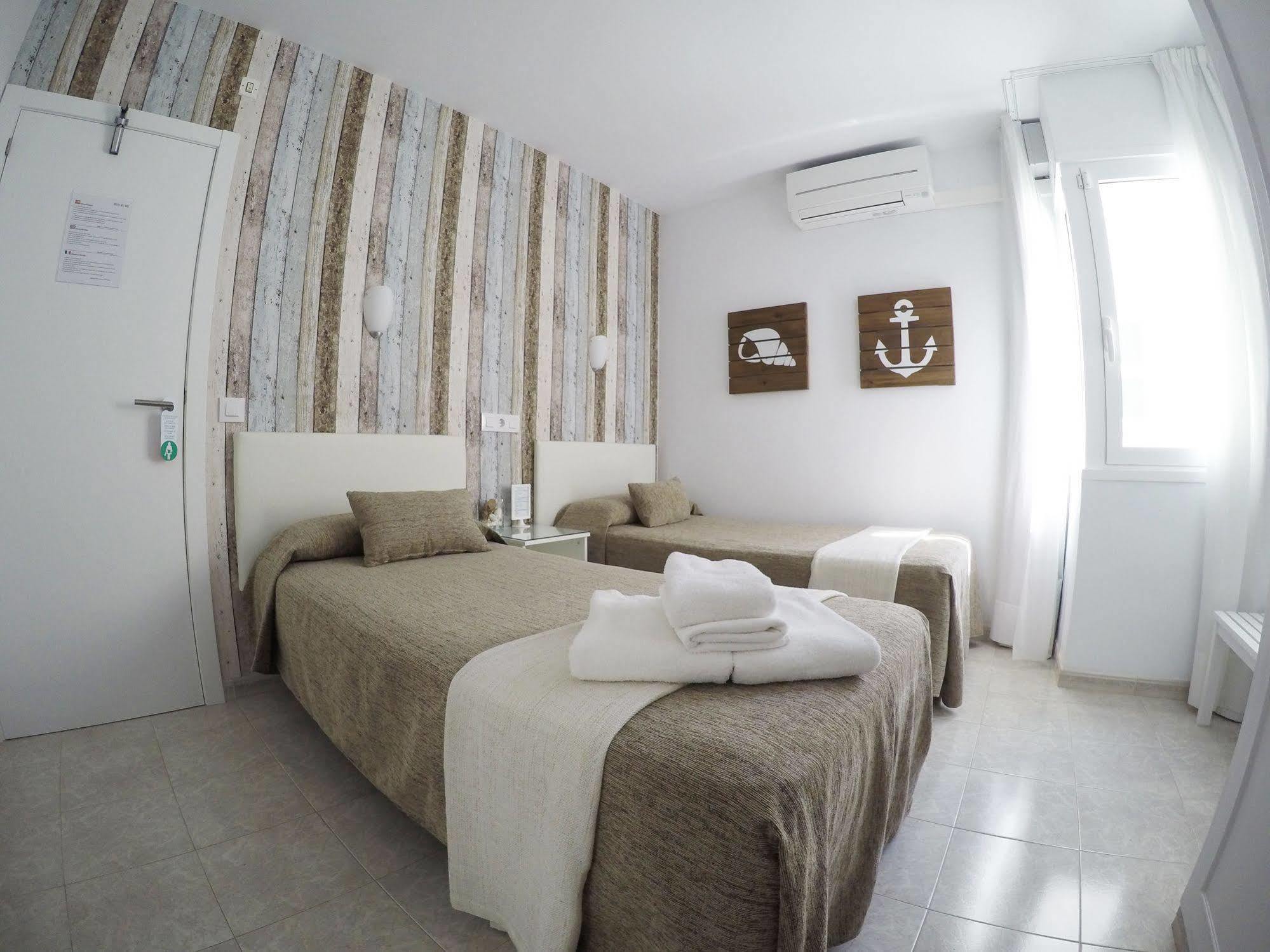 Hostal Del Mar توسا ذي مار المظهر الخارجي الصورة
