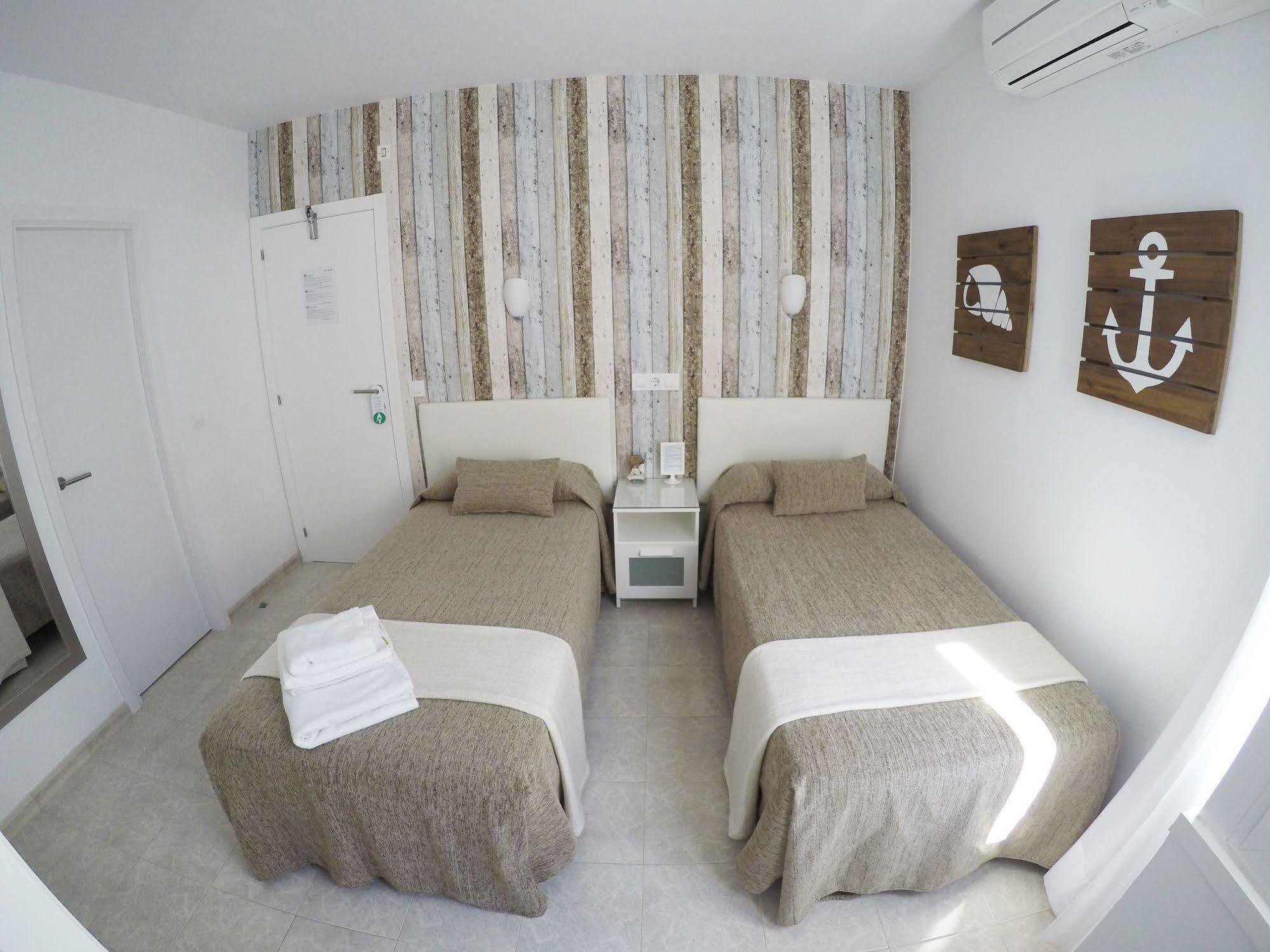 Hostal Del Mar توسا ذي مار المظهر الخارجي الصورة