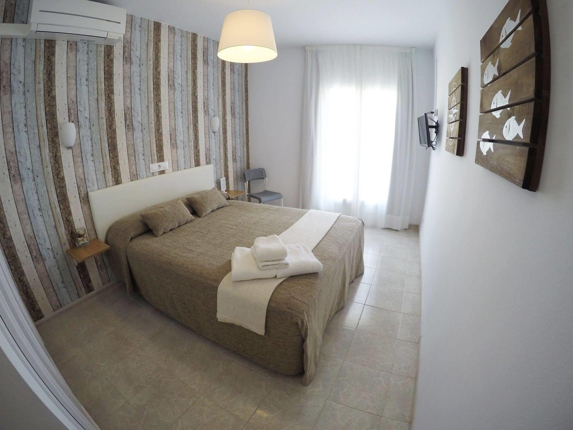 Hostal Del Mar توسا ذي مار المظهر الخارجي الصورة